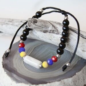 Tricolor Black Coral Beads Macramé Adjustable Bracelet